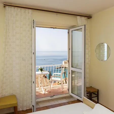 Apartment Beautiful Nest - Two Bedroom With Balcony And Sea View *